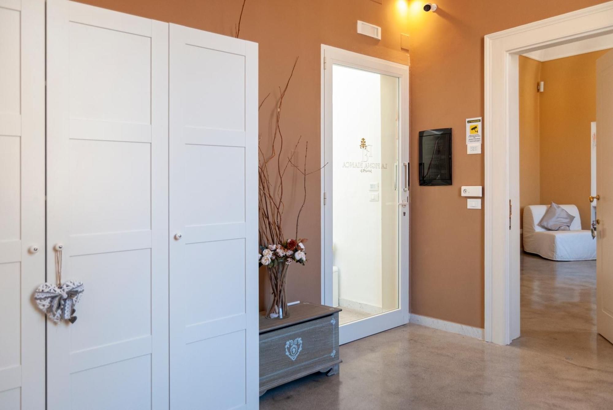 La Pigna Bianca Suites Lecce Ngoại thất bức ảnh